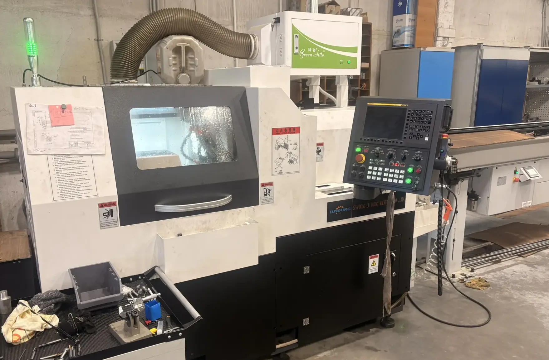 Изображение 1 - Токарный станок с ЧПУ LUYOUNG SM205